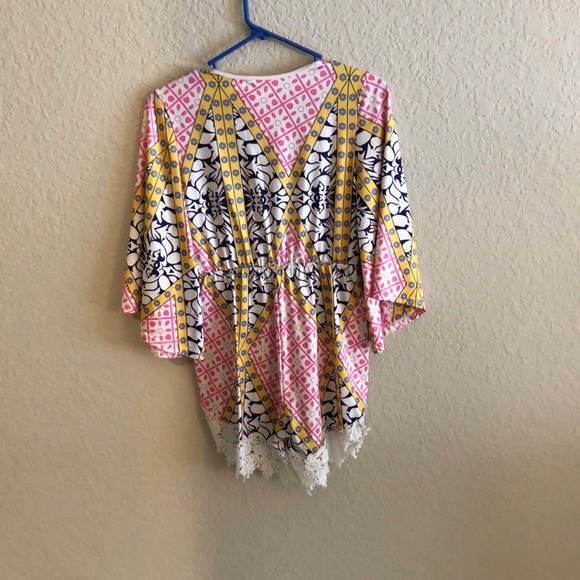 Lace trim romper - Picture 2 of 2